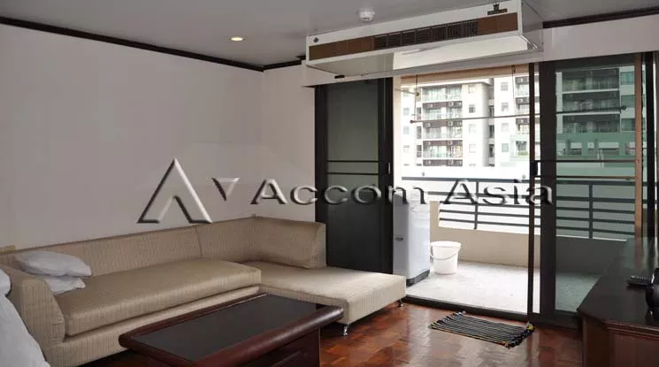  2 Bedrooms  Condominium For Rent in Sukhumvit, Bangkok  near BTS Phrom Phong (13000427)