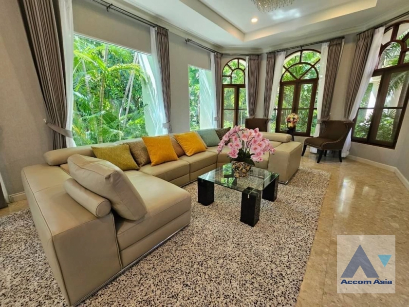 Private Swimming Pool |  5 Bedrooms  House For Rent & Sale in Bangna, Bangkok  near BTS Bearing (13000493)