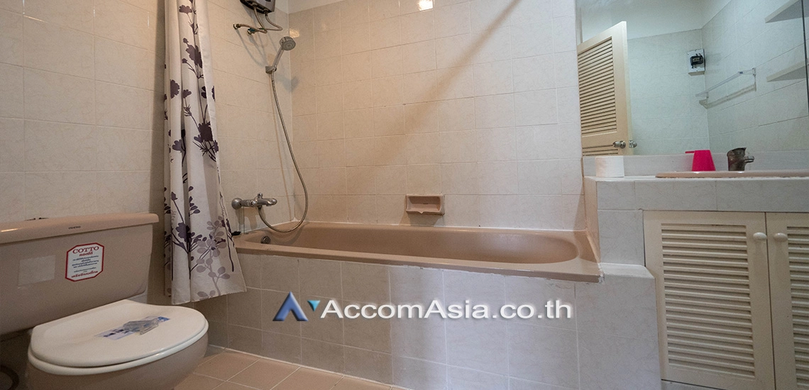 11  4 br Townhouse For Rent in Sukhumvit ,Bangkok BTS Phrom Phong 13000502