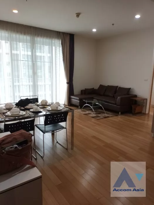  2 Bedrooms  Condominium For Rent in Sukhumvit, Bangkok  near BTS Phrom Phong (13000601)