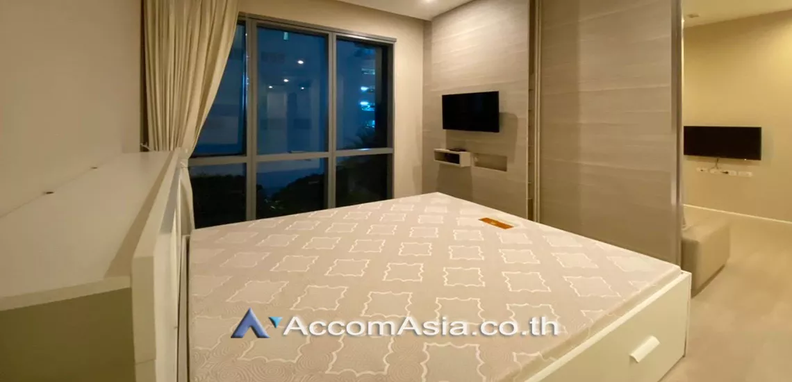  1 Bedroom  Condominium For Rent & Sale in Sukhumvit, Bangkok  near BTS Asok (13000606)