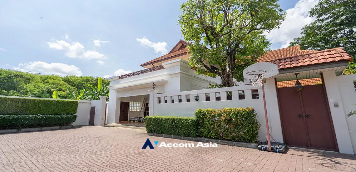  1  4 br House For Rent in ratchadapisek ,Bangkok MRT Phetchaburi 13000626