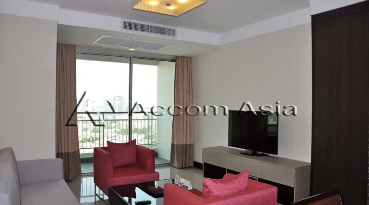  2 Bedrooms  Apartment For Rent in Sukhumvit, Bangkok  near BTS Ekkamai (13000660)