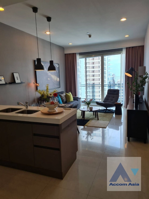  2 Bedrooms  Condominium For Rent & Sale in Ploenchit, Bangkok  near BTS Chitlom (13000782)