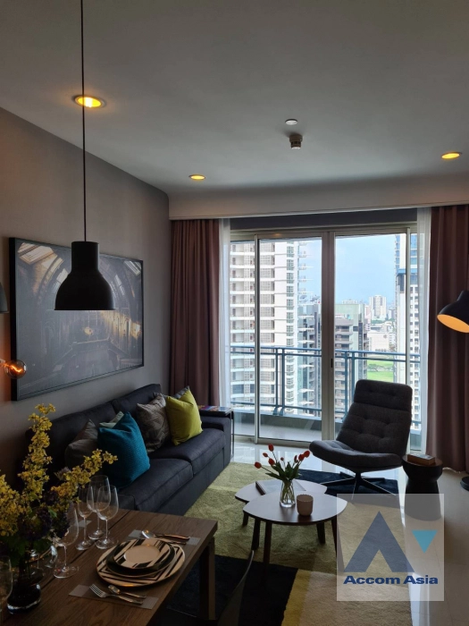  2 Bedrooms  Condominium For Rent & Sale in Ploenchit, Bangkok  near BTS Chitlom (13000782)