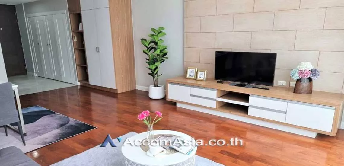  2 Bedrooms  Condominium For Rent in Sukhumvit, Bangkok  near BTS Phrom Phong (13000839)