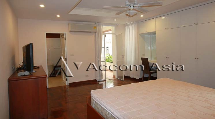 8  3 br Apartment For Rent in Sukhumvit ,Bangkok BTS Phrom Phong at Good maintained 13000909