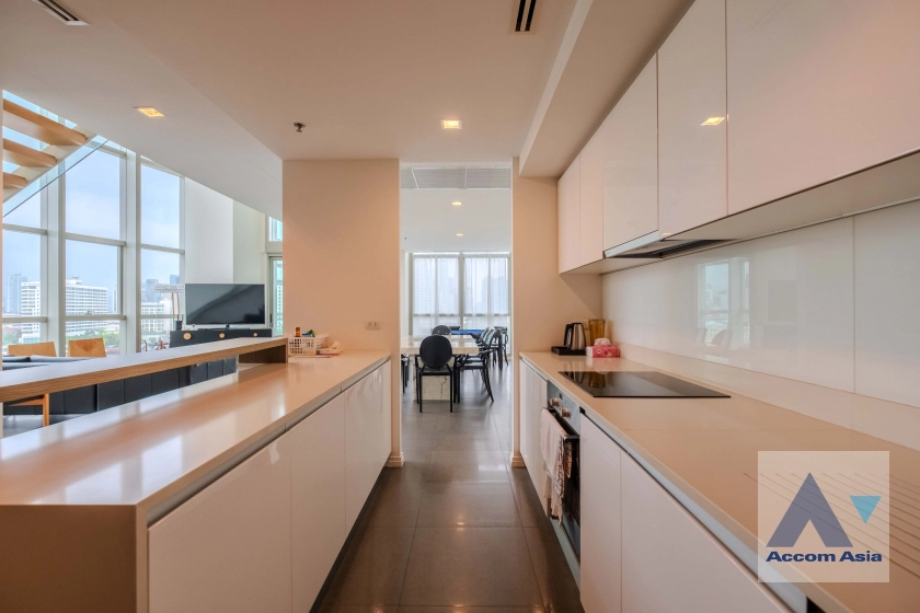 7  4 br Condominium For Sale in Charoen Nakhon ,Bangkok BTS Krung Thon Buri at The River Condominium 13000970