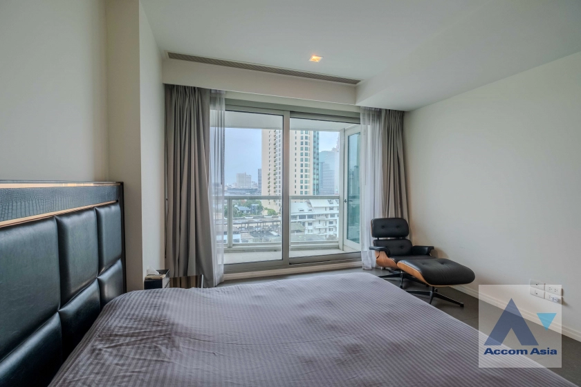 22  4 br Condominium For Sale in Charoen Nakhon ,Bangkok BTS Krung Thon Buri at The River Condominium 13000970