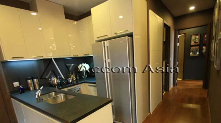  2 Bedrooms  Condominium For Rent in Sukhumvit, Bangkok  near BTS Thong Lo (13001049)