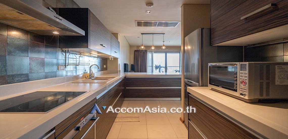  1  2 br Condominium For Rent in Sukhumvit ,Bangkok BTS Asok - MRT Sukhumvit at The Lakes 13001067