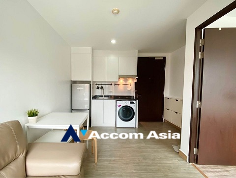 Pet friendly |  1 Bedroom  Condominium For Rent in Sukhumvit, Bangkok  near BTS Ekkamai (13001118)