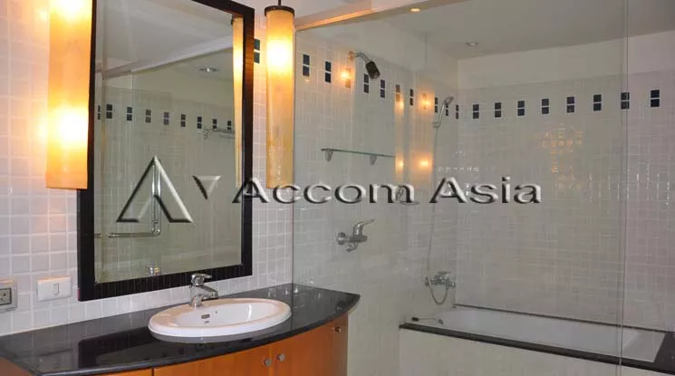 9  3 br Apartment For Rent in Ploenchit ,Bangkok BTS Ploenchit at Set among tropical atmosphere 13001127