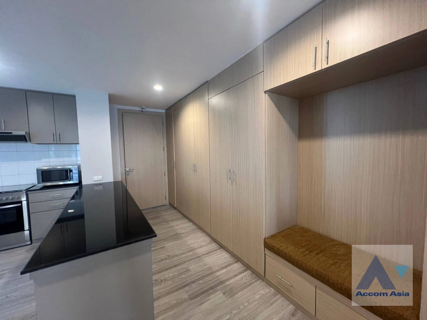 Pet friendly |  2 Bedrooms  Apartment For Rent in Sukhumvit, Bangkok  near BTS Phrom Phong (13001131)