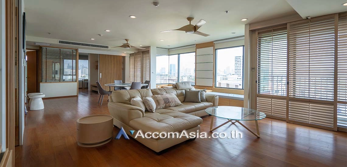  3 Bedrooms  Condominium For Rent in Sathorn, Bangkok  near BTS Chong Nonsi - BRT Thanon Chan (13001137)