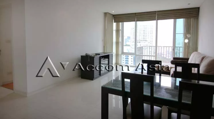 Pet friendly |  2 Bedrooms  Condominium For Rent in Sukhumvit, Bangkok  near BTS Ekkamai (13001171)