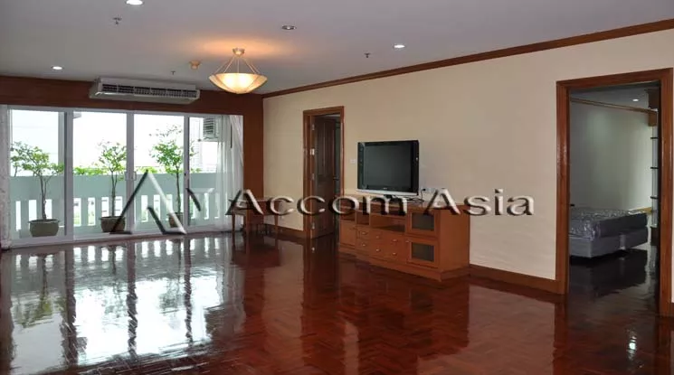  1  4 br Apartment For Rent in Sukhumvit ,Bangkok BTS Asok - MRT Sukhumvit at A Classic Style 13001207