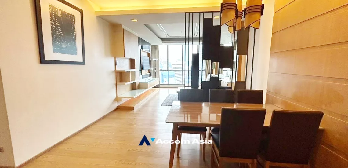  2 Bedrooms  Condominium For Rent in Sukhumvit, Bangkok  near BTS Nana (13001254)