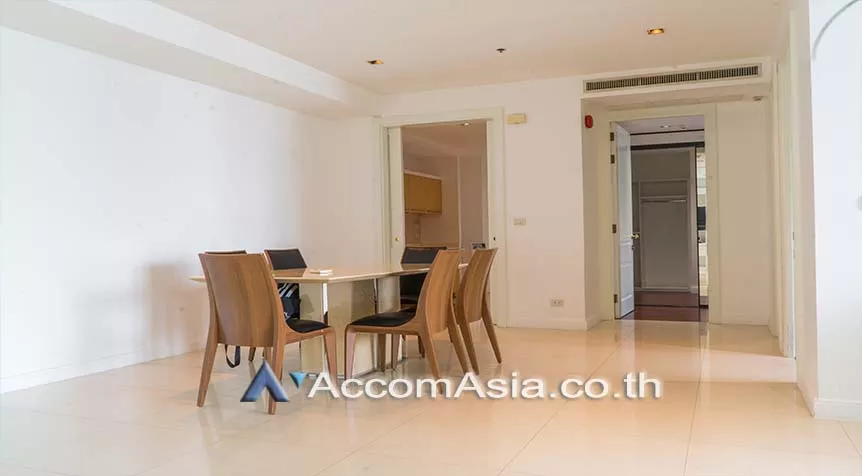  2 Bedrooms  Condominium For Rent in Ploenchit, Bangkok  near BTS Ploenchit (13001272)