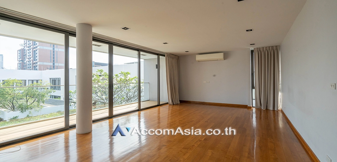 12  4 br House For Rent in Sukhumvit ,Bangkok BTS Thong Lo 13001299