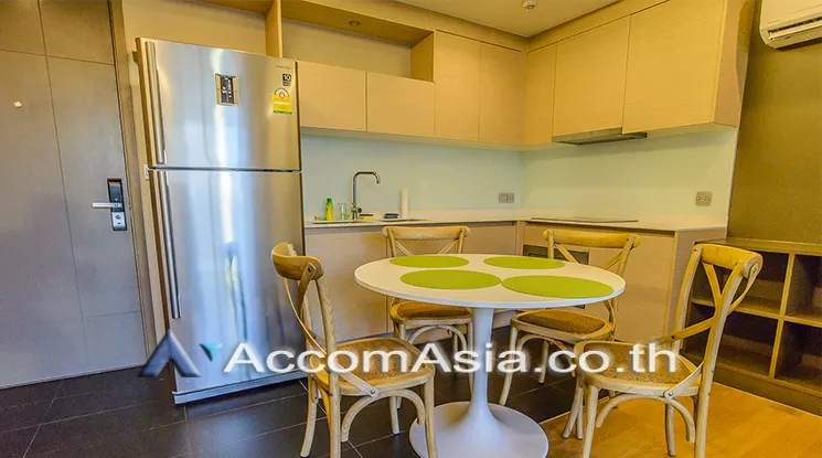  2 Bedrooms  Condominium For Rent in Sukhumvit, Bangkok  near BTS Thong Lo (13001301)