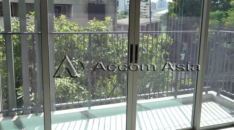  2 Bedrooms  Condominium For Rent in Sukhumvit, Bangkok  near BTS Phrom Phong (13001308)