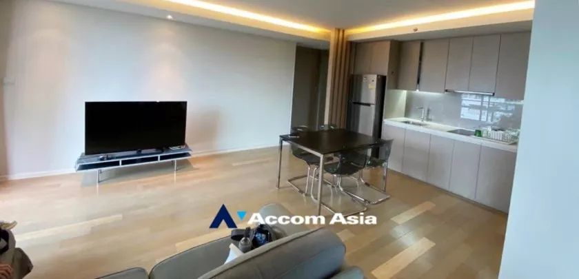  1 Bedroom  Condominium For Rent in Sukhumvit, Bangkok  near BTS Ekkamai (13001381)