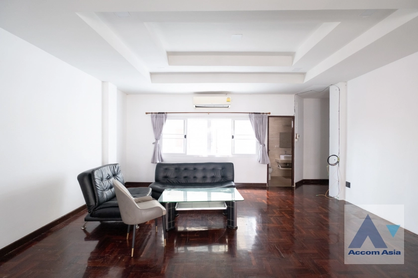  1  5 br Townhouse For Rent in Sukhumvit ,Bangkok BTS Thong Lo at Thonglo Classic Home 13001499