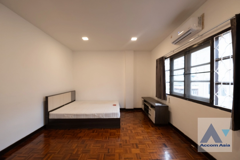 14  5 br Townhouse For Rent in Sukhumvit ,Bangkok BTS Thong Lo at Thonglo Classic Home 13001499