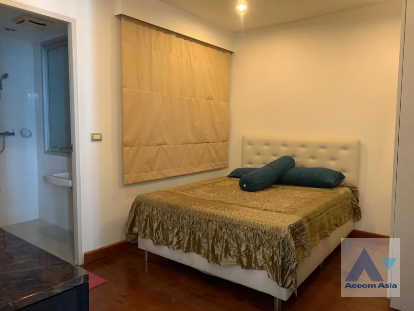  2 Bedrooms  Condominium For Rent & Sale in Sukhumvit, Bangkok  near BTS Asok - MRT Sukhumvit (13001590)