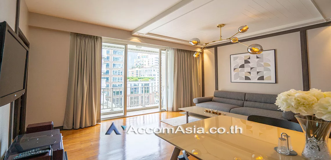  1 Bedroom  Condominium For Rent in Ploenchit, Bangkok  near BTS Chitlom (13001594)