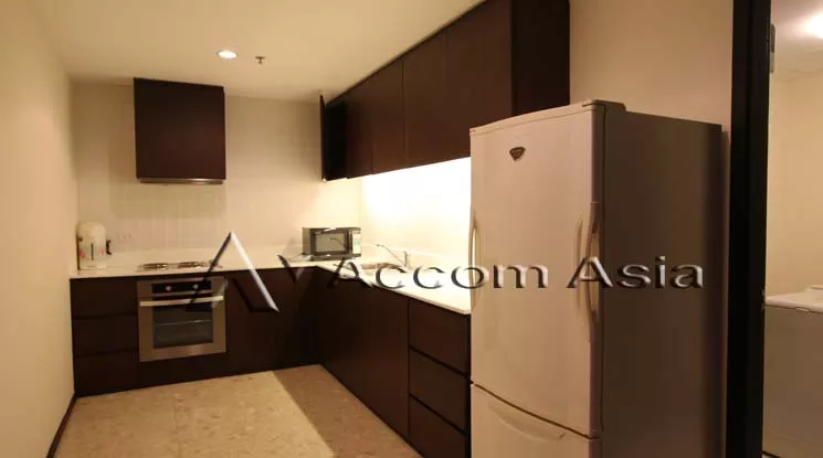  2 Bedrooms  Condominium For Rent in Sukhumvit, Bangkok  near BTS Phrom Phong (20896)