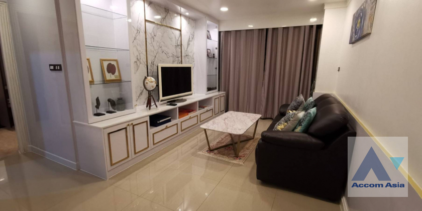  1 Bedroom  Condominium For Rent in Silom, Bangkok  near BTS Chong Nonsi (13001678)