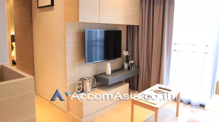  2 Bedrooms  Apartment For Rent in Sukhumvit, Bangkok  near BTS Thong Lo (10225)