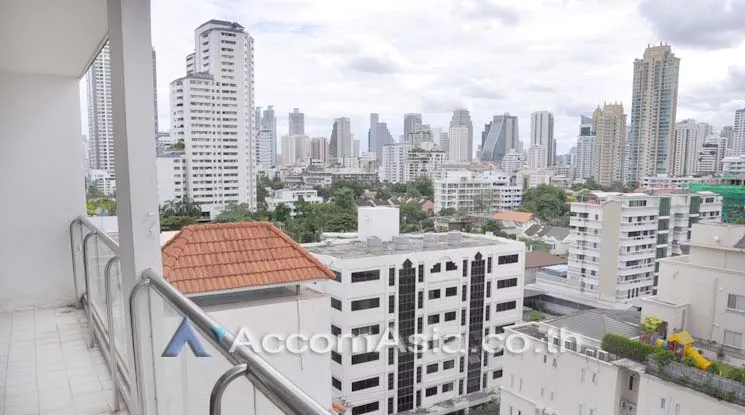  2 Bedrooms  Condominium For Rent in Sukhumvit, Bangkok  near BTS Phrom Phong (13001693)