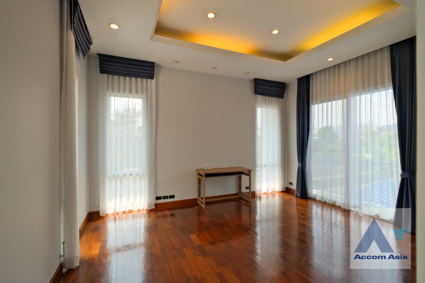 18  5 br House For Rent in Sukhumvit ,Bangkok BTS Phrom Phong 13001780