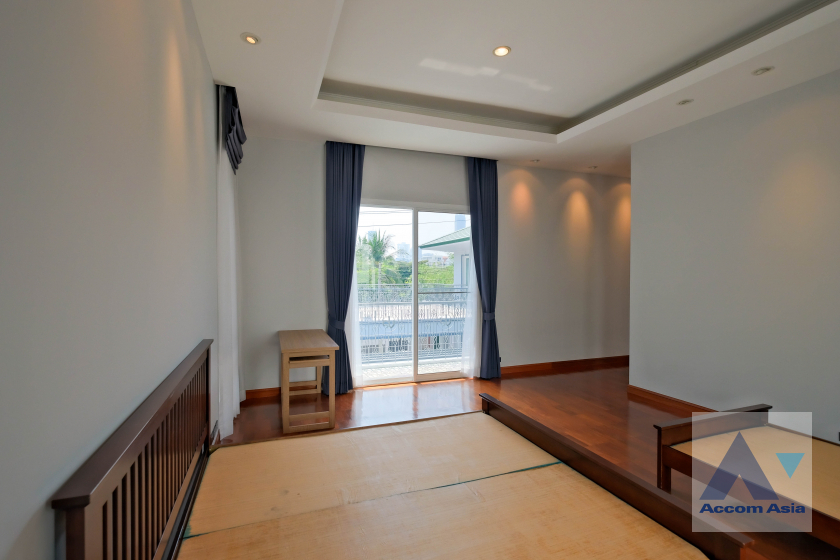 26  5 br House For Rent in Sukhumvit ,Bangkok BTS Phrom Phong 13001780