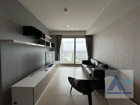  2 Bedrooms  Condominium For Rent in Charoennakorn, Bangkok  near BTS Krung Thon Buri (13001788)