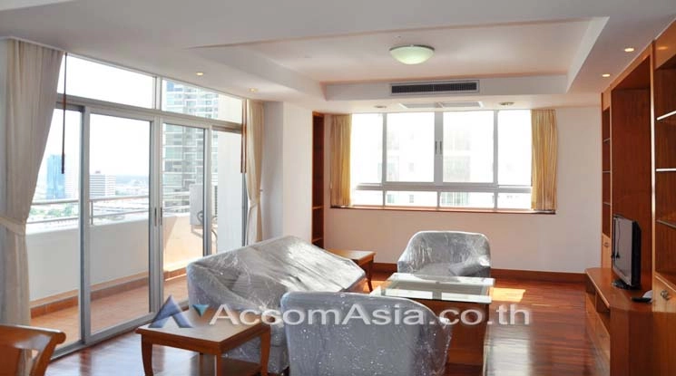 Pet friendly |  3 Bedrooms  Apartment For Rent in Sukhumvit, Bangkok  near BTS Phrom Phong (13001911)