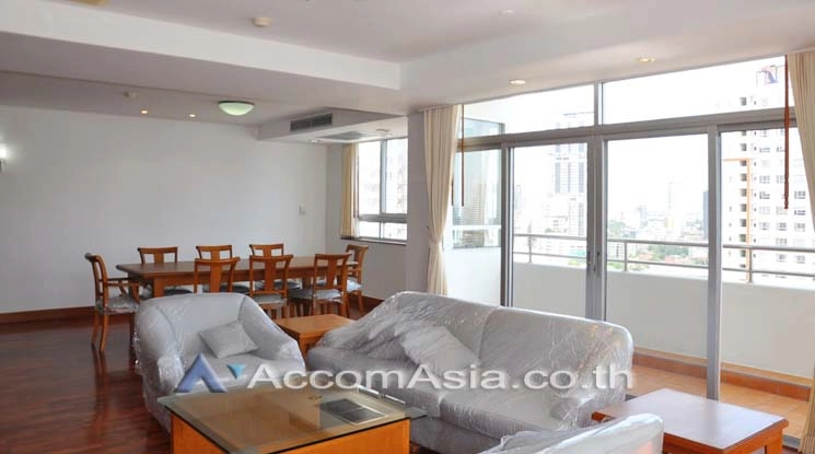 Pet friendly |  3 Bedrooms  Apartment For Rent in Sukhumvit, Bangkok  near BTS Phrom Phong (13001911)