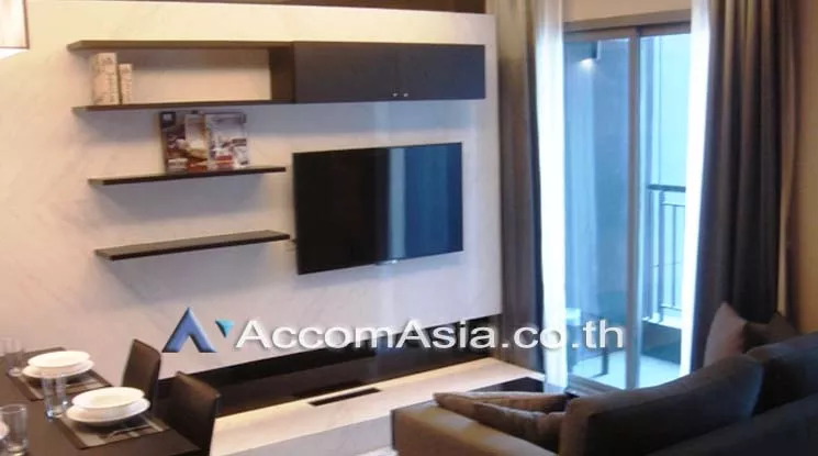  1 Bedroom  Condominium For Rent in Sukhumvit, Bangkok  near BTS Nana (13001925)