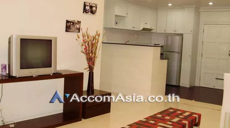  1 Bedroom  Condominium For Rent & Sale in Sukhumvit, Bangkok  near BTS Nana (13001936)