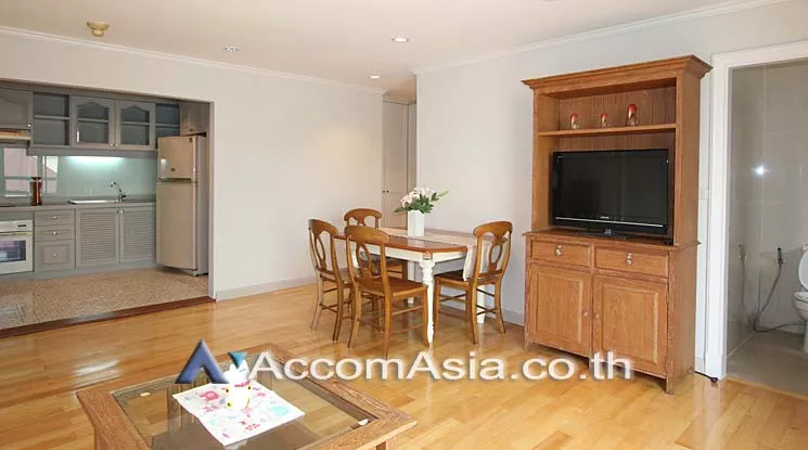  2 Bedrooms  Apartment For Rent in Sukhumvit, Bangkok  near BTS Phrom Phong (13001952)