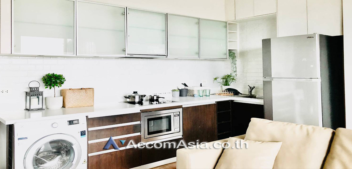  2 Bedrooms  Condominium For Rent & Sale in Charoenkrung, Bangkok  near BRT Thanon Chan (13002014)