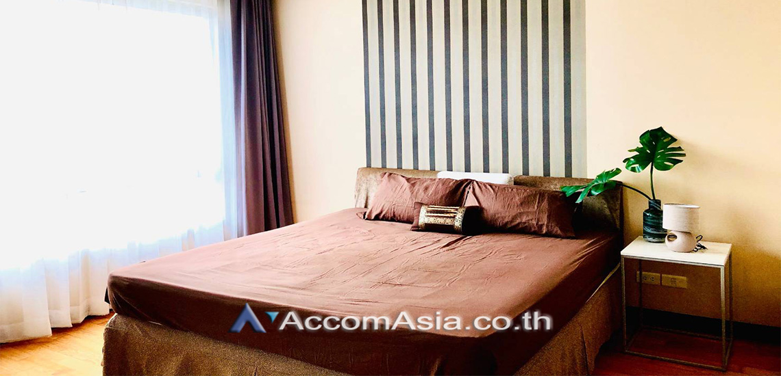  2 Bedrooms  Condominium For Rent & Sale in Charoenkrung, Bangkok  near BRT Thanon Chan (13002014)