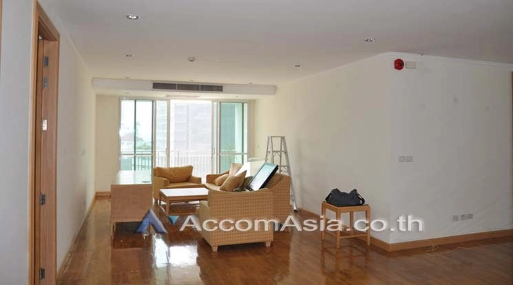 Pet friendly |  3 Bedrooms  Apartment For Rent in Sukhumvit, Bangkok  near BTS Phrom Phong (13002148)