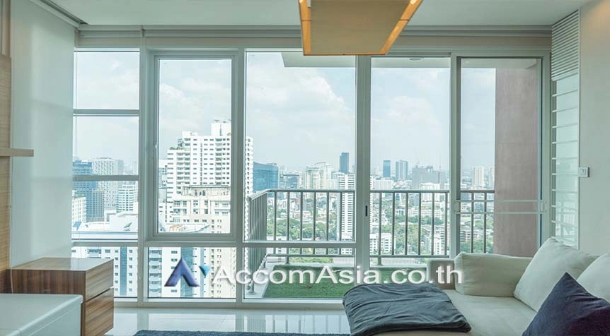 Pet friendly |  2 Bedrooms  Condominium For Rent in Sukhumvit, Bangkok  near BTS Ekkamai (13002186)