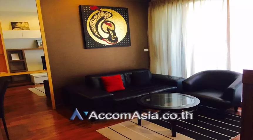  1 Bedroom  Condominium For Rent in Ploenchit, Bangkok  near BTS Chitlom (13002264)