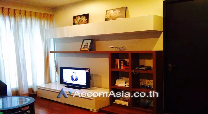  1 Bedroom  Condominium For Rent in Ploenchit, Bangkok  near BTS Chitlom (13002264)