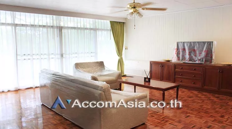 Big Balcony |  3 Bedrooms  Apartment For Rent in Sukhumvit, Bangkok  near BTS Phrom Phong (13002370)